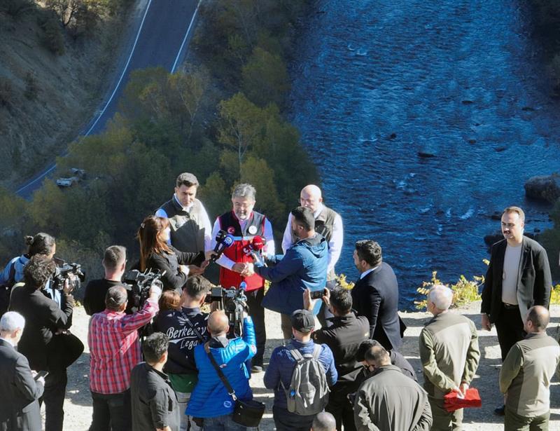 TEDAVİ EDİLEN YABAN HAYVANLARI TUNCELİ MUNZUR VADİSİ MİLLİ PARKI’NDA YENİDEN DOĞAYA KAVUŞTU